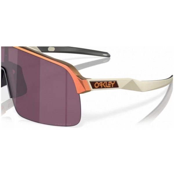 Oakley sutro lite matte red gold colorshift