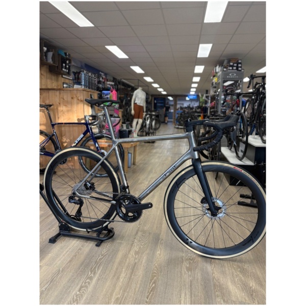 J. Guillem Formentor disc Tit 2025 - Afbeelding 6