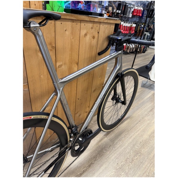 J. Guillem Formentor disc Tit 2025 - Afbeelding 3