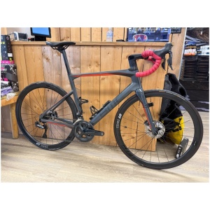 Bmc roadmachine Grijs 2025