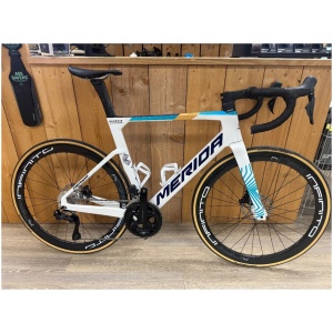 Merida REACTO 6000 DI2 Wit Blauw 2025